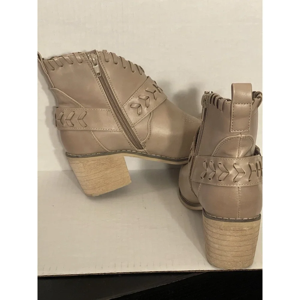 Altar'd‎ State Light Brown Ankle Boots Women Sz 6 Rynn Western Bootie Block Heel